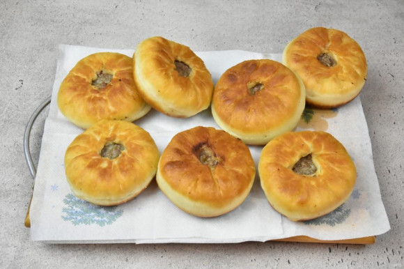 Беляши с говядиной Беляши с говядиной