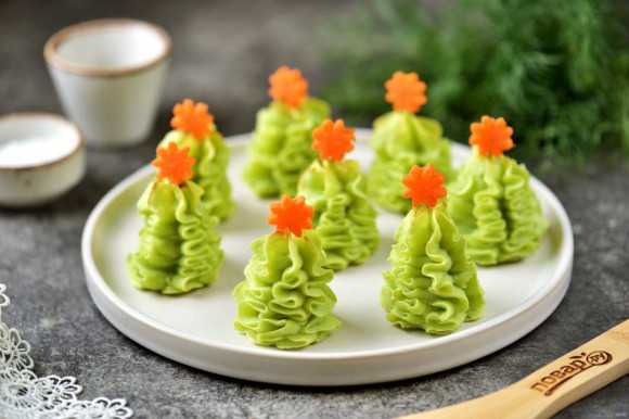 Ёлочки из картофельного пюре Ёлочки из картофельного пюре