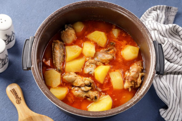 Курица с картошкой в мультиварке Курица с картошкой в мультиварке