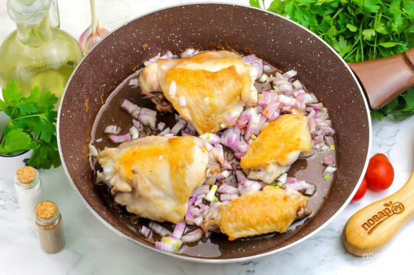 Курица с квашеной капустой Курица с квашеной капустой