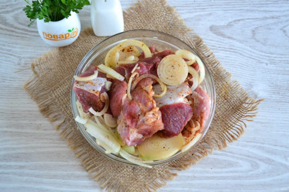 Маринад для шашлыка с луком Маринад для шашлыка с луком