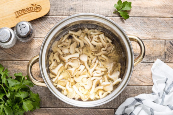 Маринованные вешенки быстрого приготовления Маринованные вешенки быстрого приготовления