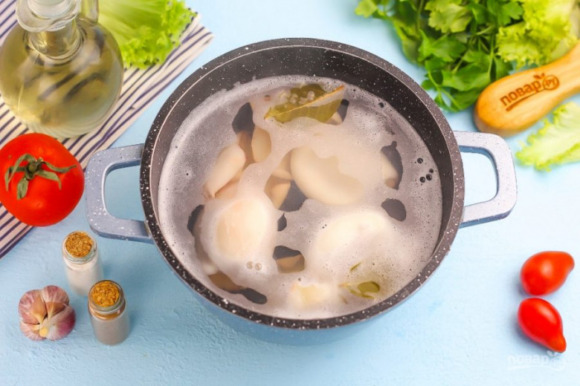 Салат с кальмаром, огурцом и яблоком Салат с кальмаром, огурцом и яблоком