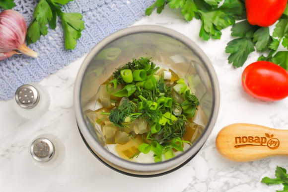 Соус белый с солеными огурцами Соус белый с солеными огурцами
