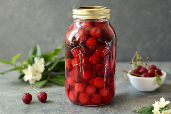Концентрированный компот из вишни
