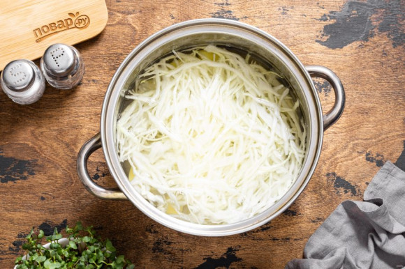 Постный борщ с грибами