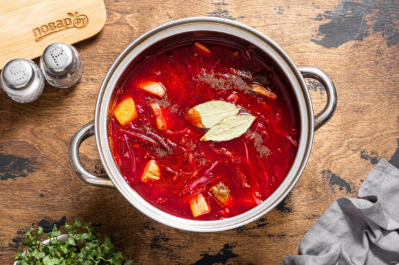 Постный борщ с грибами