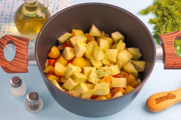 Рагу из кабачков и картофеля Рагу из кабачков и картофеля