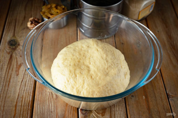Кулич с орехами Кулич с орехами