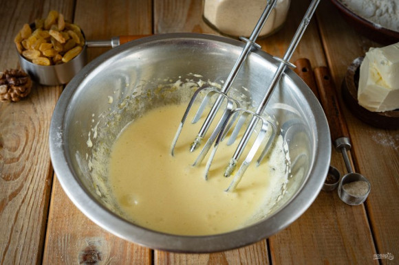 Кулич с орехами Кулич с орехами