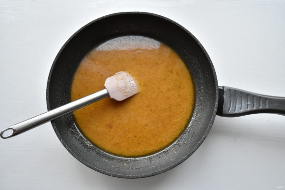 Куриные бедра в соусе Куриные бедра в соусе