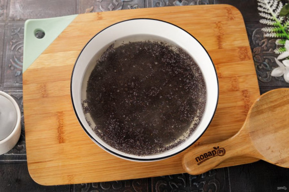 Пасхальный рулет с маком Пасхальный рулет с маком