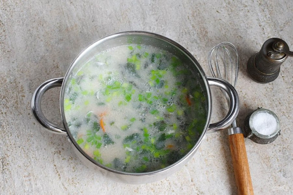 Щи с крапивой