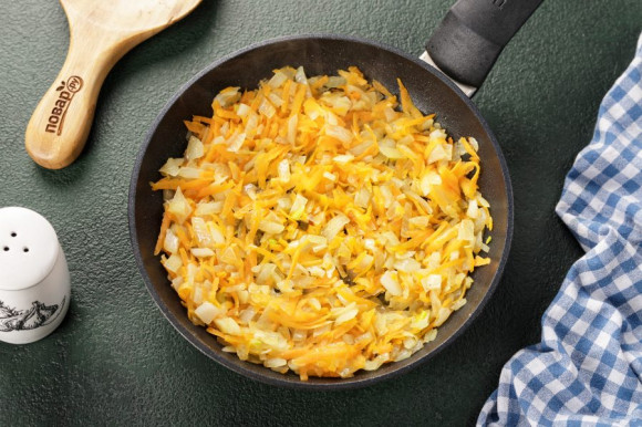 Вареники с капустой Вареники с капустой