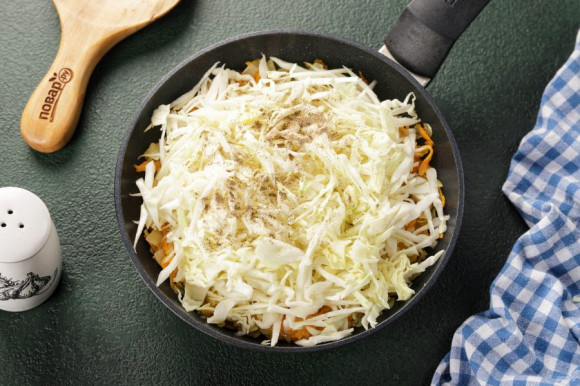 Вареники с капустой Вареники с капустой