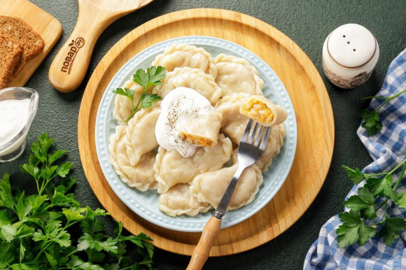 Вареники с капустой Вареники с капустой