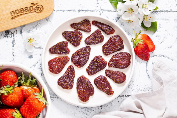 Цукаты из клубники Цукаты из клубники