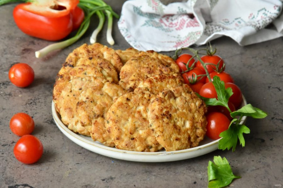 Котлеты "Растрепки" из куриного филе Котлеты "Растрепки" из куриного филе