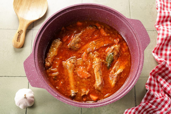 Ребрышки с фасолью