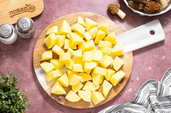 Сморчки, жареные с картошкой Сморчки, жареные с картошкой