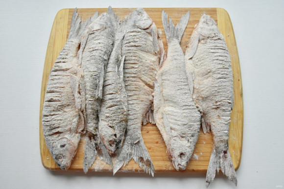 Жареный чебак Жареный чебак