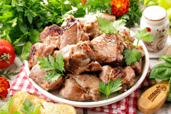 Шашлык из свиной шеи Шашлык из свиной шеи